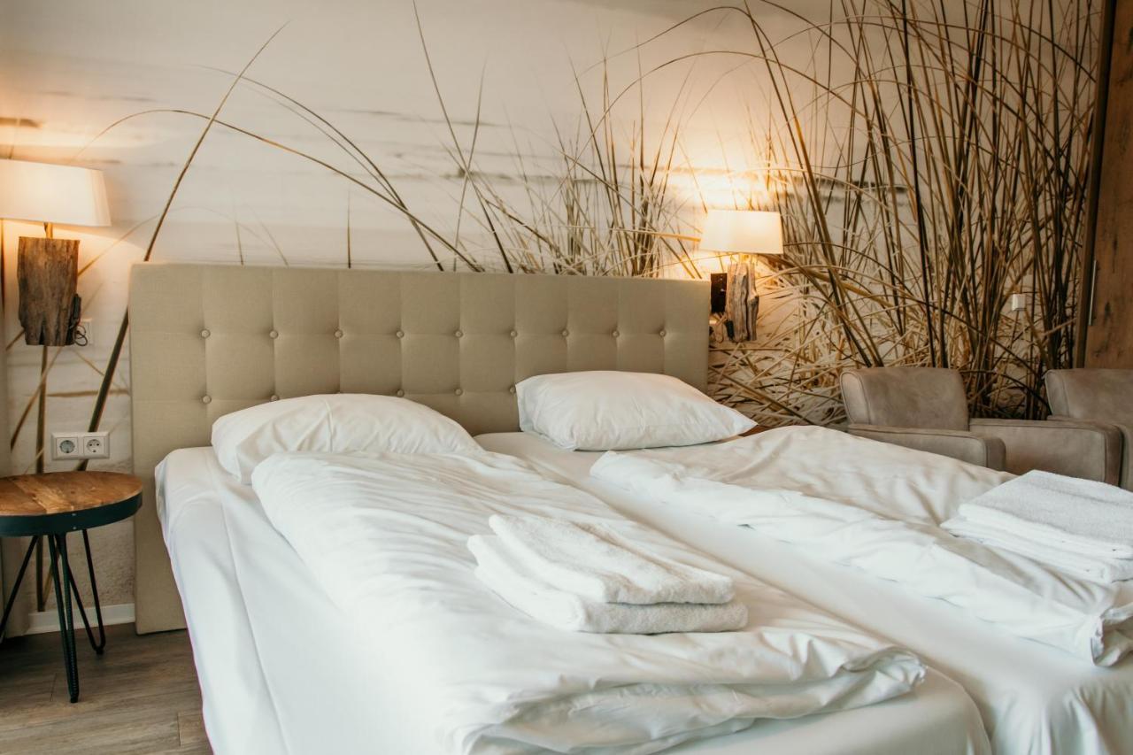 Hotel De Zeeuwse Kust Renesse Εξωτερικό φωτογραφία